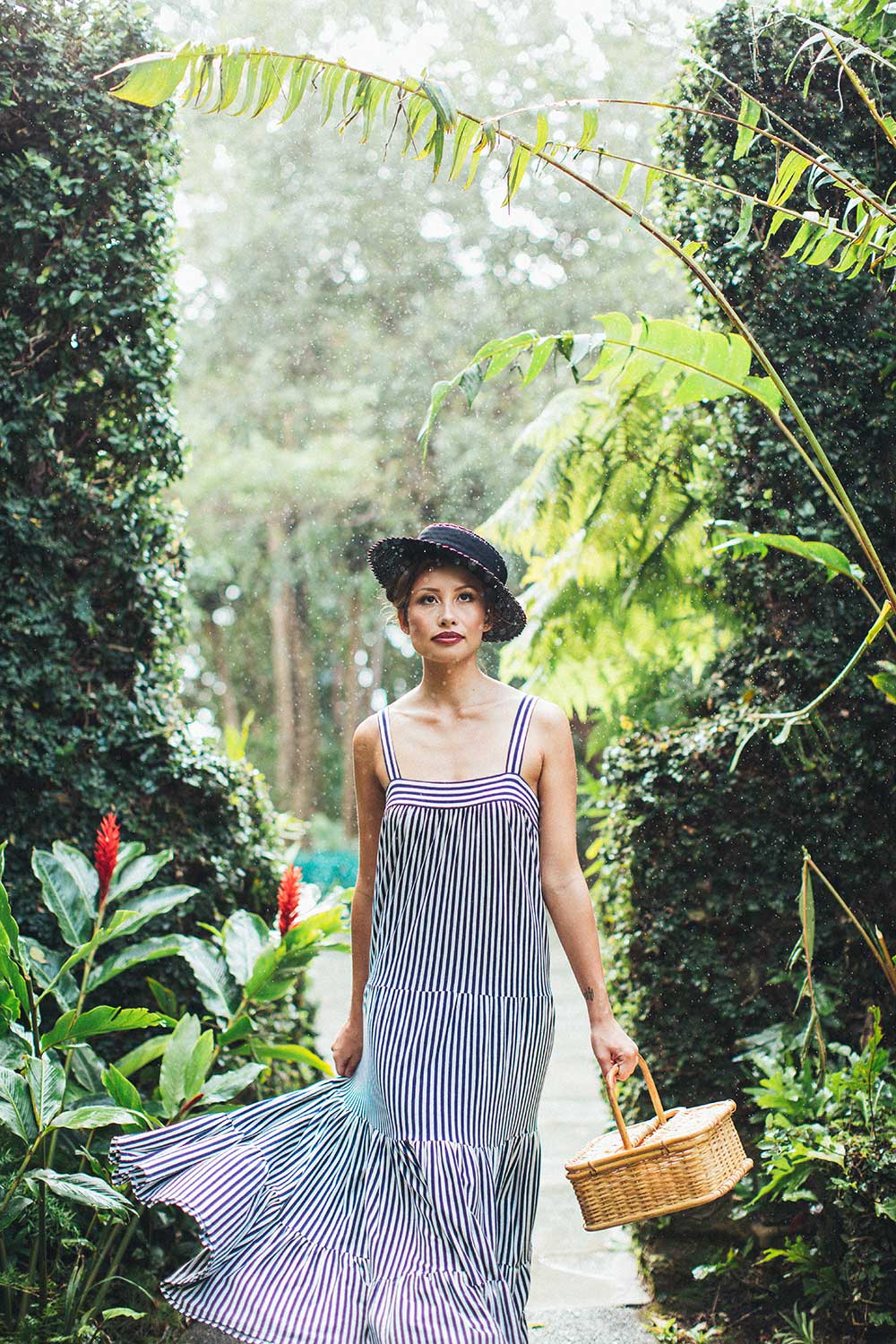 Maxi dress and straw hat